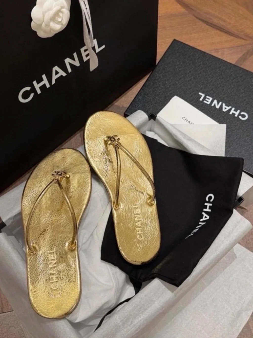 CHANEL thongs gold